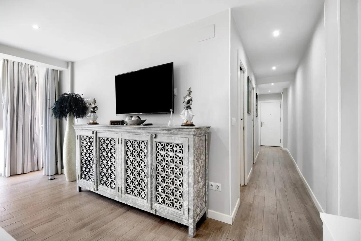 Cozy Room In Stylish Flat Just Steps From The Beach กาดิซ ภายนอก รูปภาพ